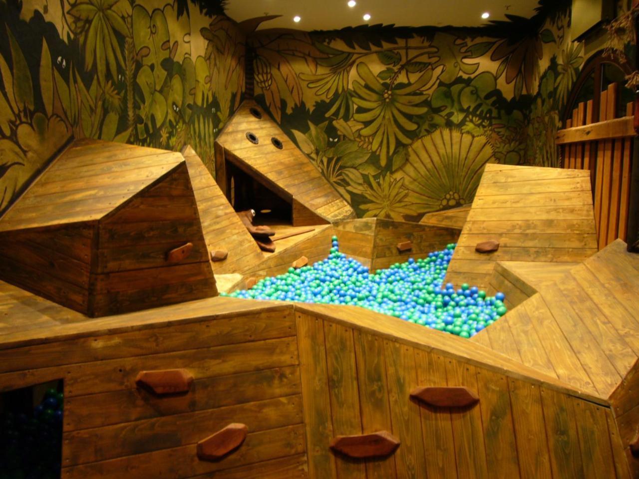 Hotel Matamba, Phantasialand Erlebnishotel Brühl المظهر الخارجي الصورة